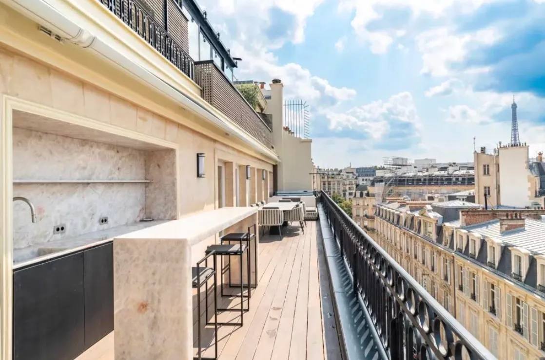 Apartment with terrace, rue de Marignan, Paris 8th